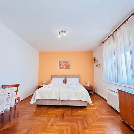 Seaview Guesthouse - Zf Hvar 赫瓦尔 外观 照片