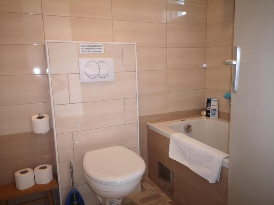 Seaview Guesthouse - Zf Hvar 赫瓦尔 外观 照片