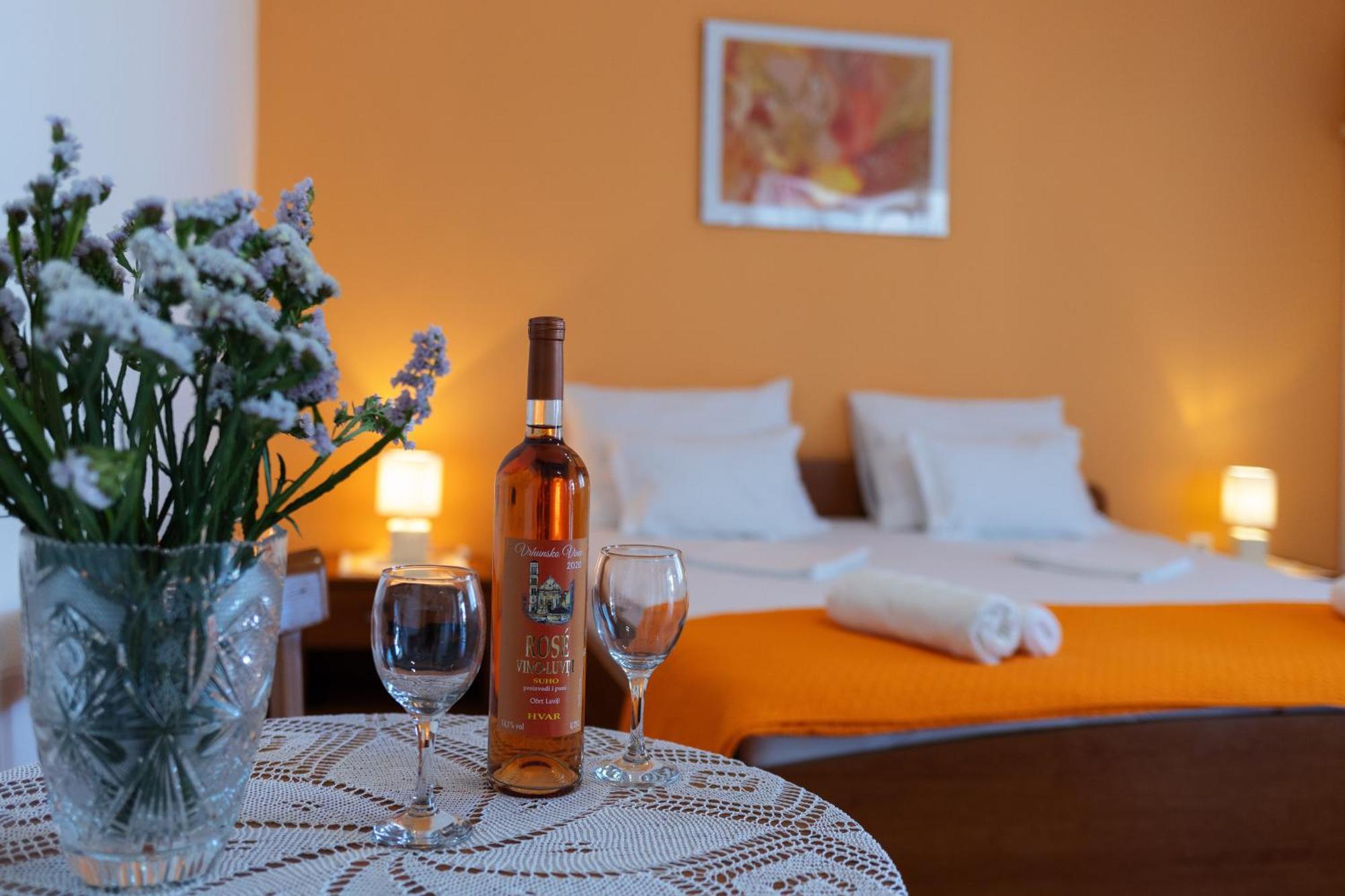 Seaview Guesthouse - Zf Hvar 赫瓦尔 外观 照片